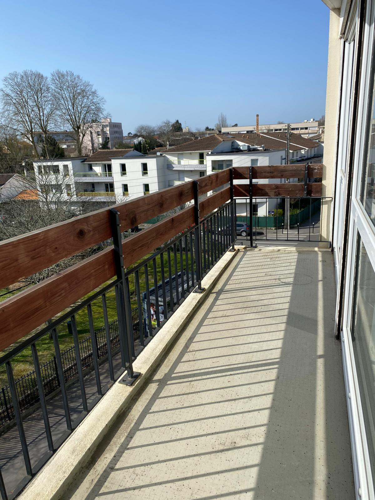 for sale flat in BORDEAUX - 179 000